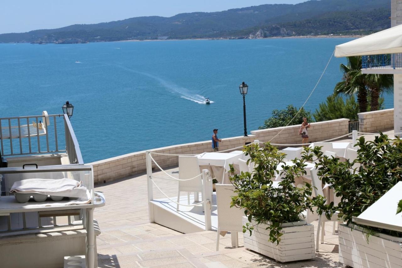 Piazzetta Petrone Apartments + Parking 비에스테 외부 사진