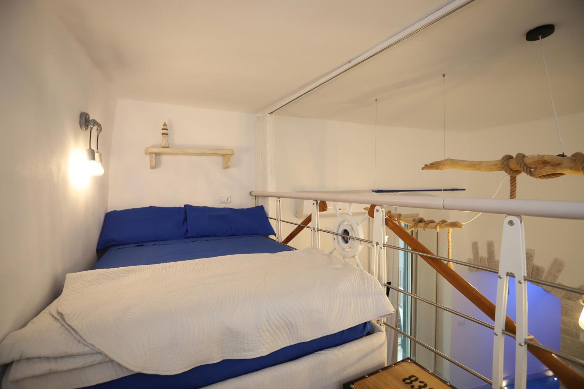 Piazzetta Petrone Apartments + Parking 비에스테 외부 사진